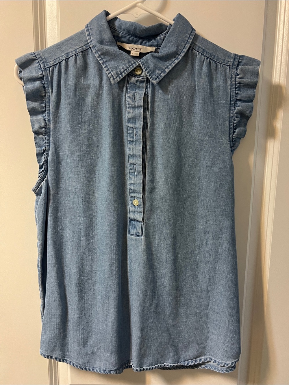 LOFT Light Blue Sleeveless Chambray Ruffle-Trim Button Placket Top